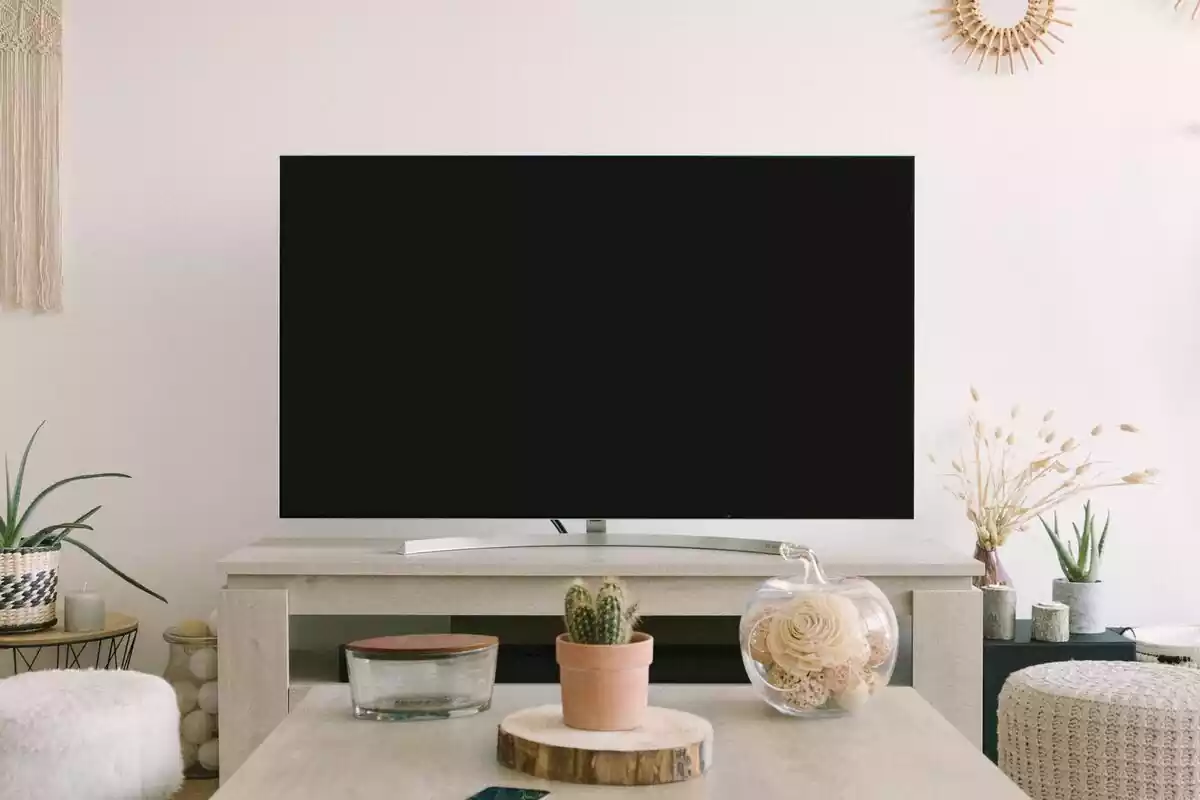 Televisión en un salón